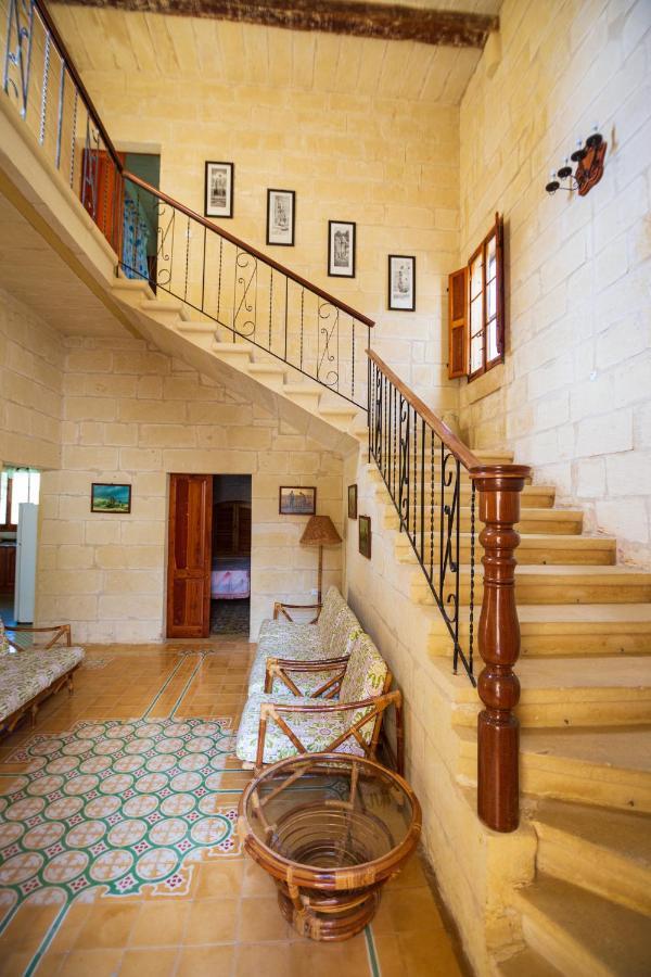 Villa Dar Ta' Tumas Għarb Exterior foto